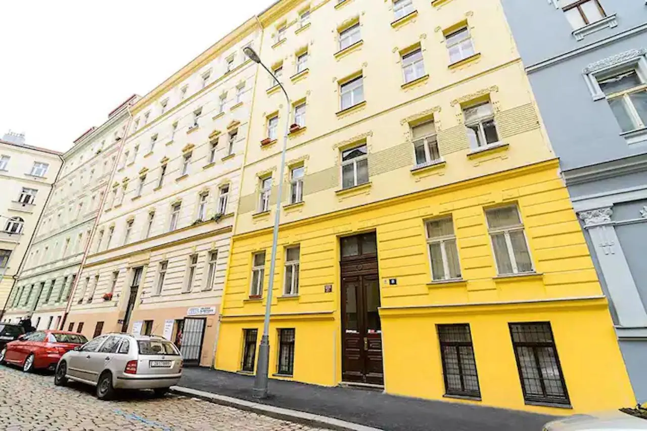Ground Floor Apartment Prag